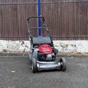 (SOLD) Honda HRH536QX Self-Propelled Rear Roller Petrol Lawn Mower