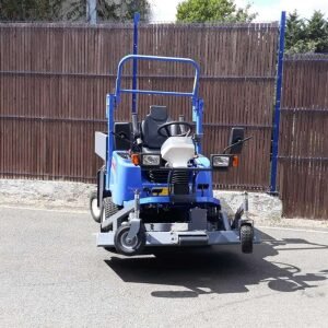 ( SOLD) Iseki SF224 Ride-on out front rotary