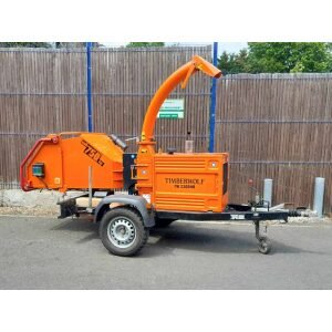 (SOLD)Timberwolf TW230DHB Woodchipper