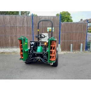 Ransomes Parkway 3 triple ride on