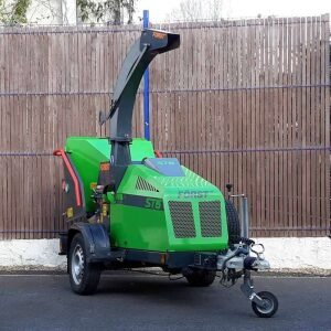 (SOLD)Forst ST6D Wood chipper road towable